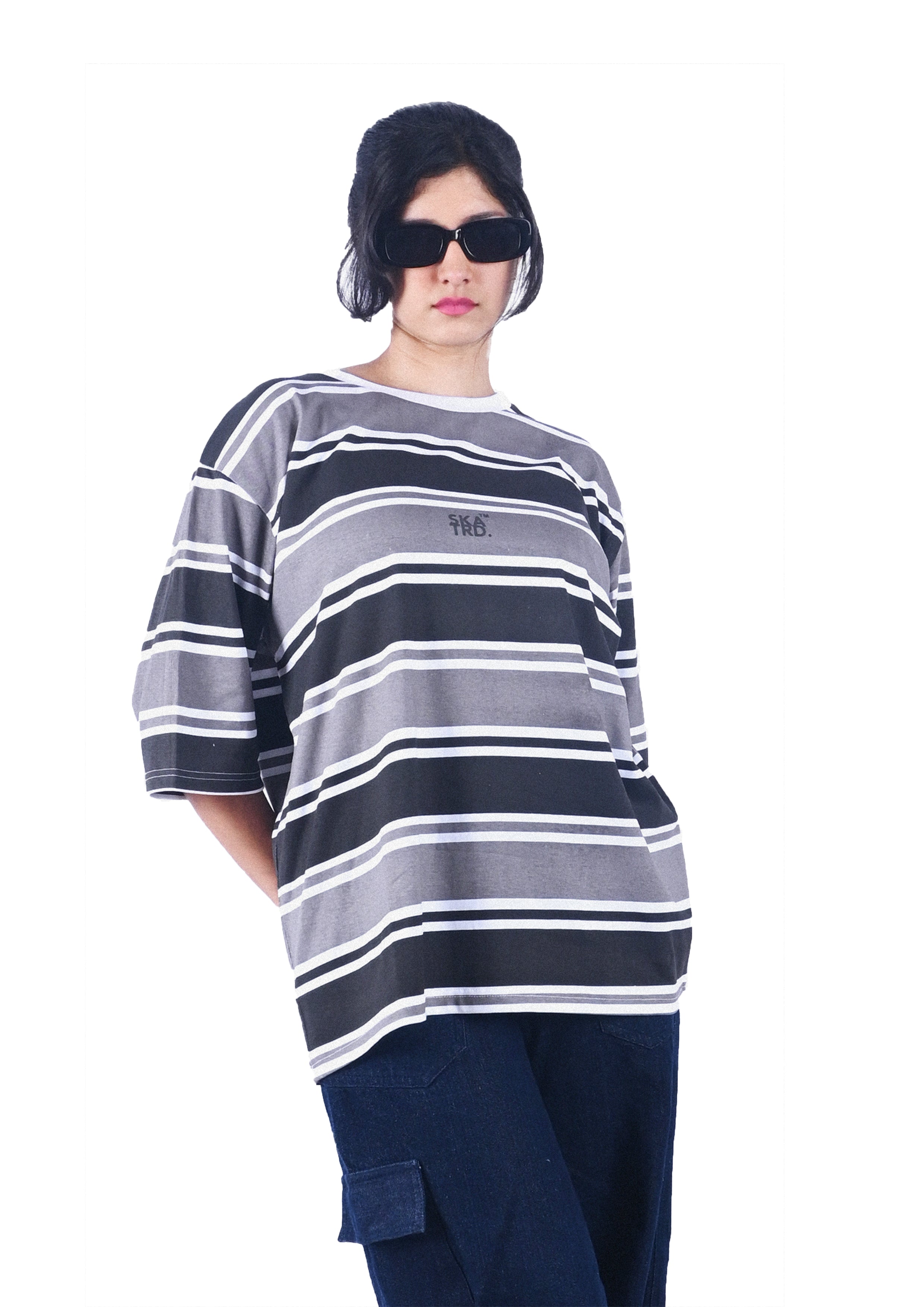 OVERSIZED WHITE STRIPE T-SHIRT